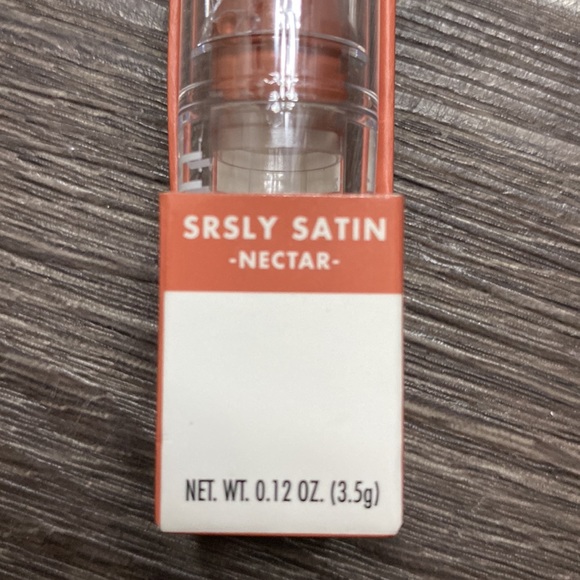 Elf satin lipstick - Picture 3 of 3